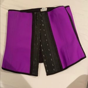 REAL DEAL waist trainer! ⏳